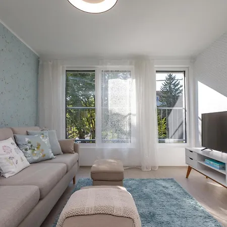 Veronikapartman - Brand New & Cozy - With Underground Garage