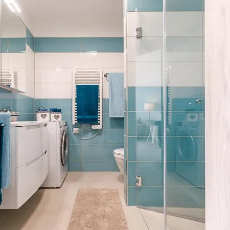 Veronikapartman - Brand New & Cozy - With Underground Garage Appartamento Hévíz