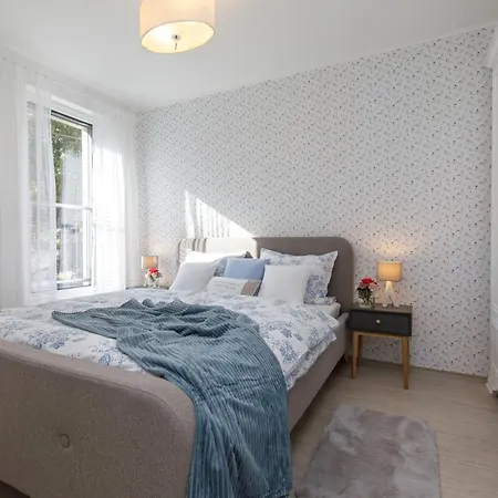 Veronikapartman - Brand New & Cozy - With Underground Garage Appartamento
