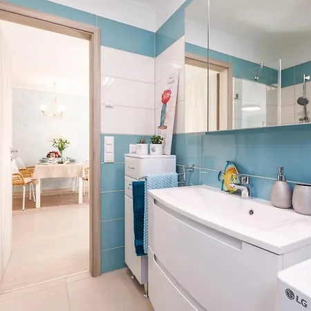 Veronikapartman - Brand New & Cozy - With Underground Garage Hévíz