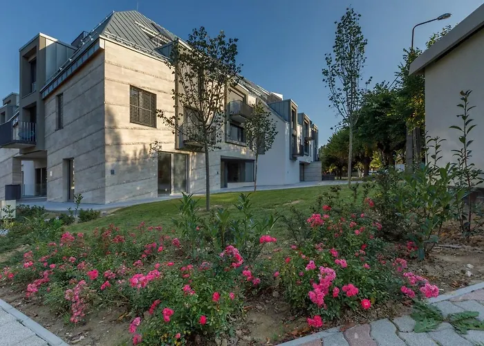 Veronikapartman - Brand New & Cozy - With Underground Garage Héviz